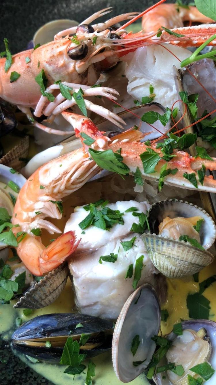 Les Bains Boyardville - Hotel Et Restaurant Екстериор снимка