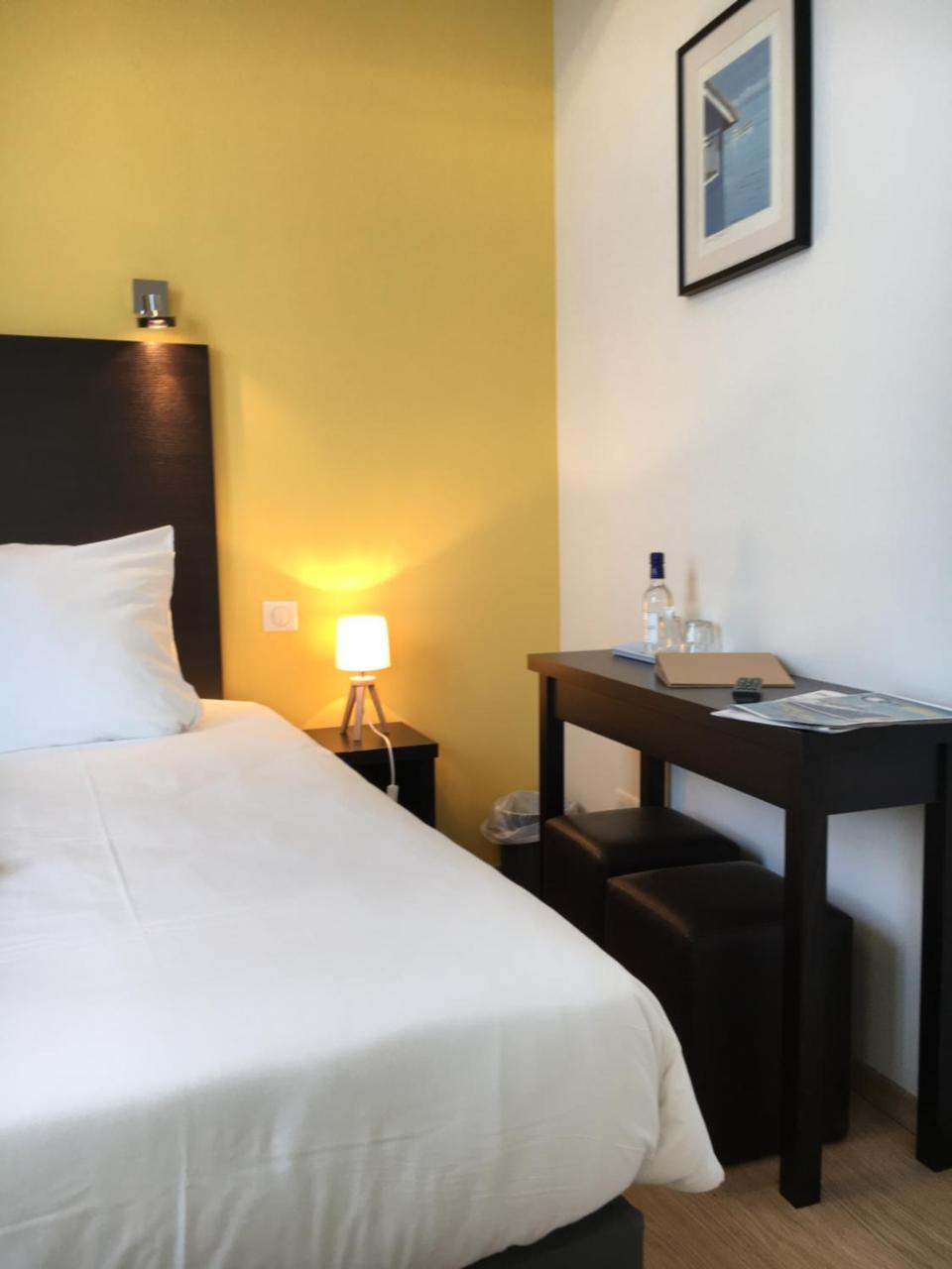 Les Bains Boyardville - Hotel Et Restaurant Екстериор снимка
