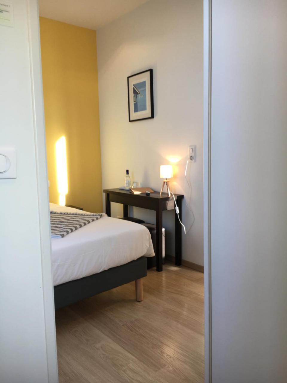 Les Bains Boyardville - Hotel Et Restaurant Екстериор снимка