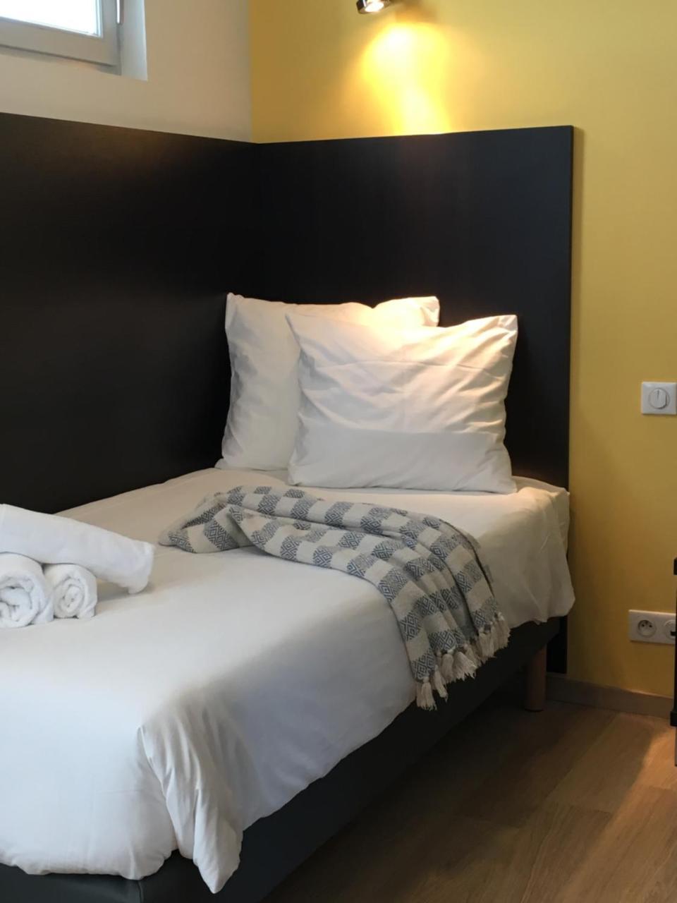 Les Bains Boyardville - Hotel Et Restaurant Екстериор снимка