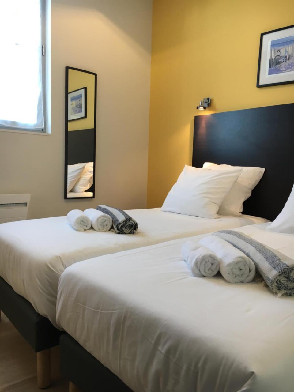 Les Bains Boyardville - Hotel Et Restaurant Екстериор снимка