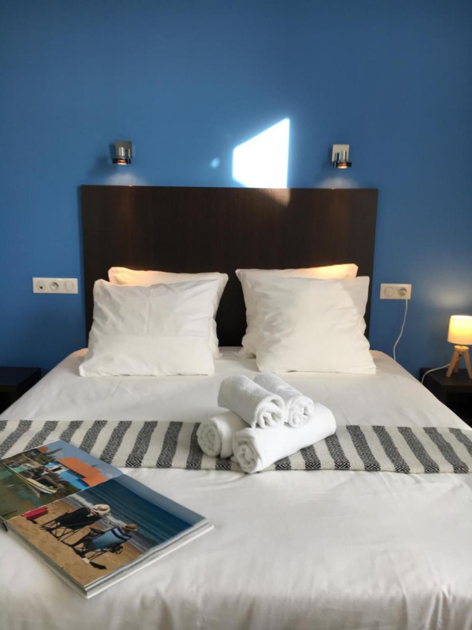 Les Bains Boyardville - Hotel Et Restaurant Екстериор снимка