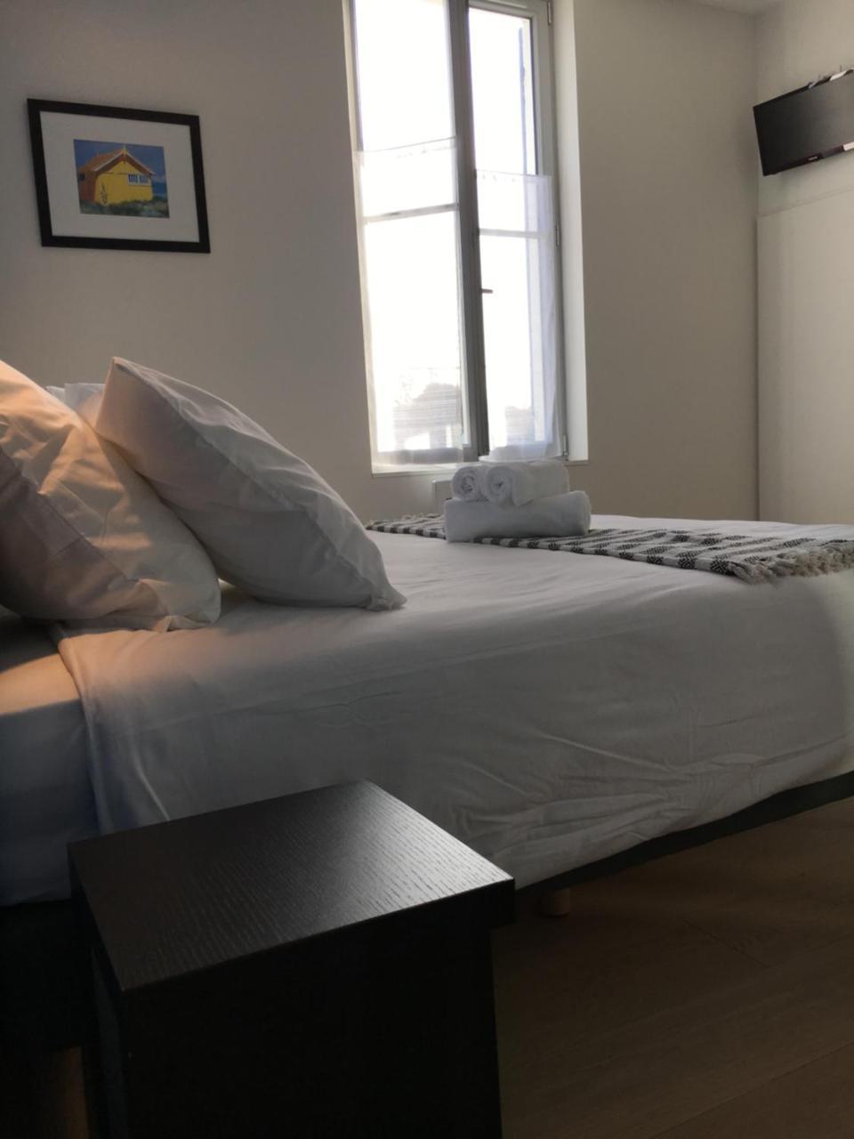 Les Bains Boyardville - Hotel Et Restaurant Екстериор снимка