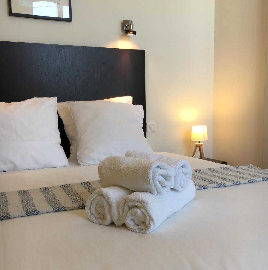 Les Bains Boyardville - Hotel Et Restaurant Екстериор снимка